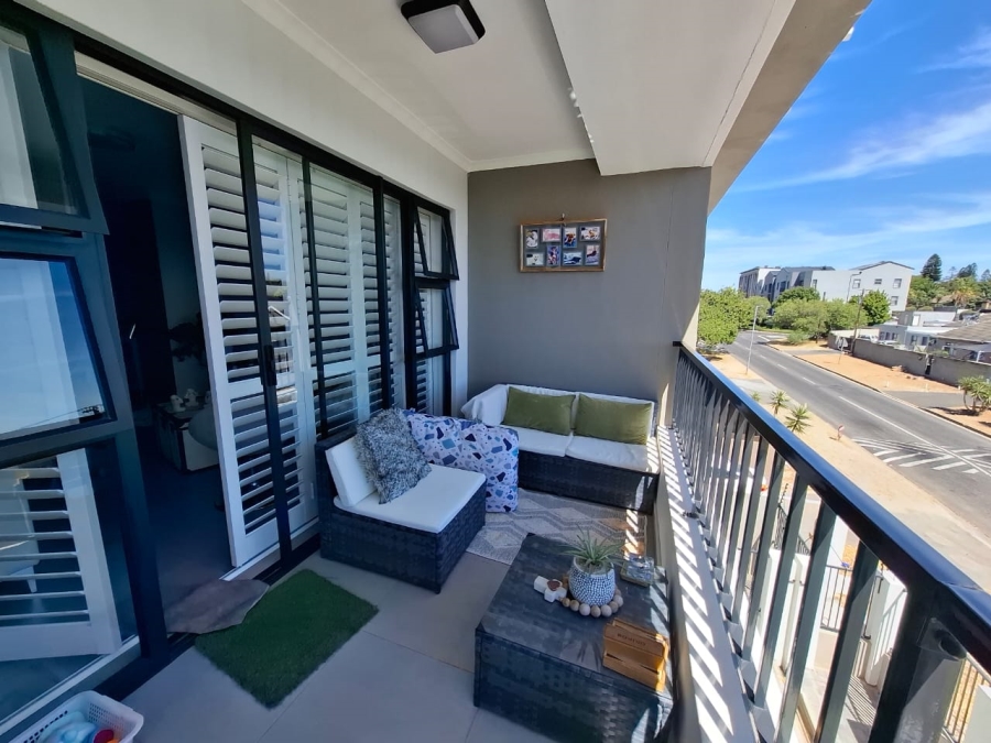 2 Bedroom Property for Sale in Table View Western Cape